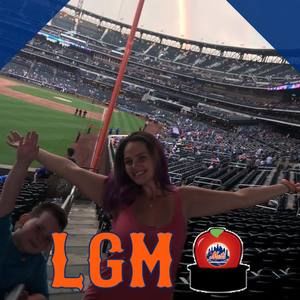 Meet your Posher, Jillian